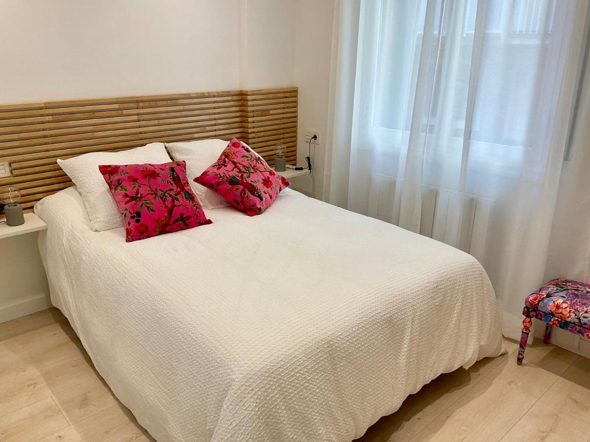 Calma Uribarri Home Bilbao Bagian luar foto
